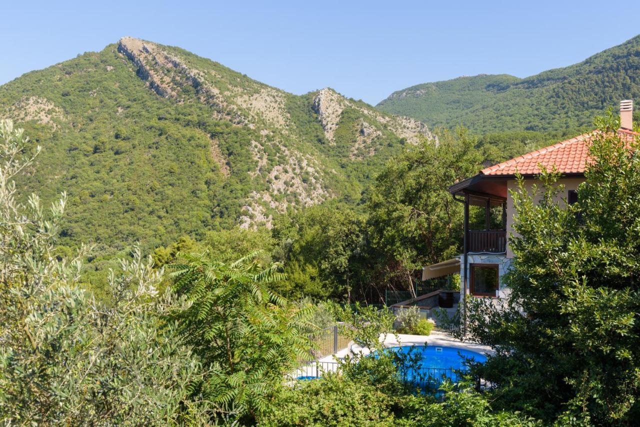 Sunset Holiday Home Tivat Bagian luar foto
