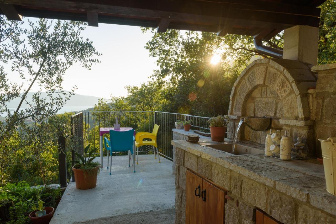 Sunset Holiday Home Tivat Bagian luar foto