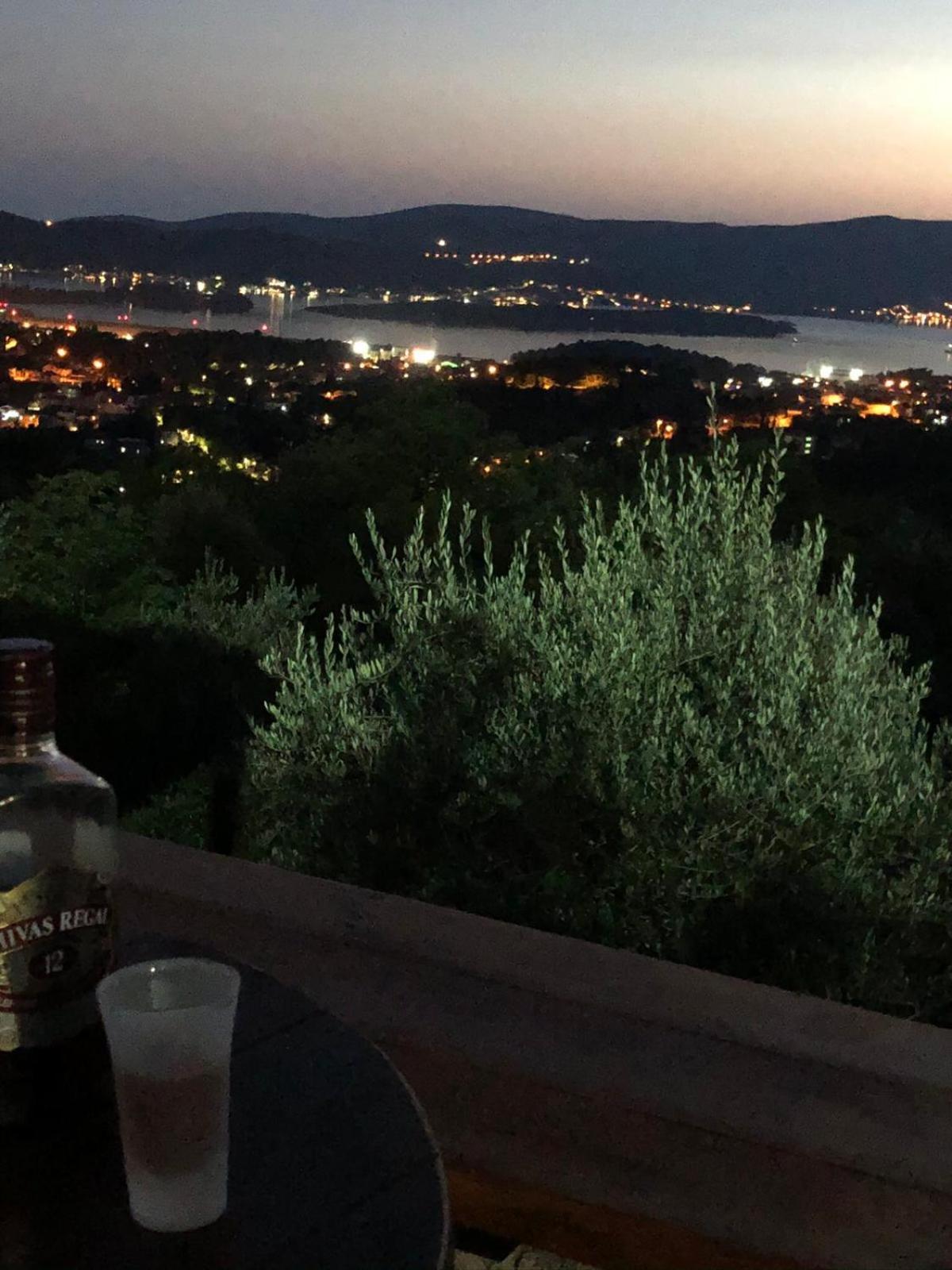 Sunset Holiday Home Tivat Bagian luar foto